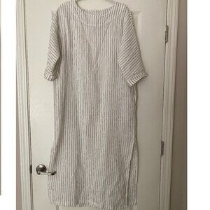 Simply Grey Striped Half Sleeve Side Slit Maxi Dress White/Black Womens Size M/L